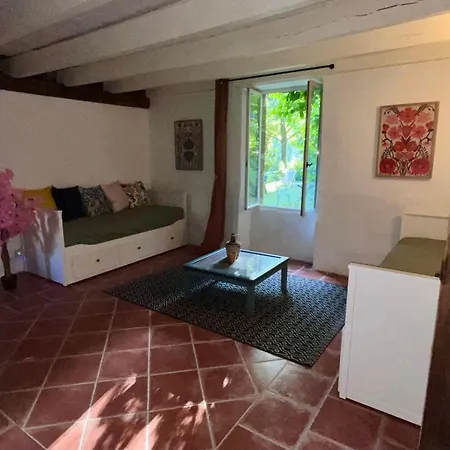 بيت للعطل Domaine De La Hargue